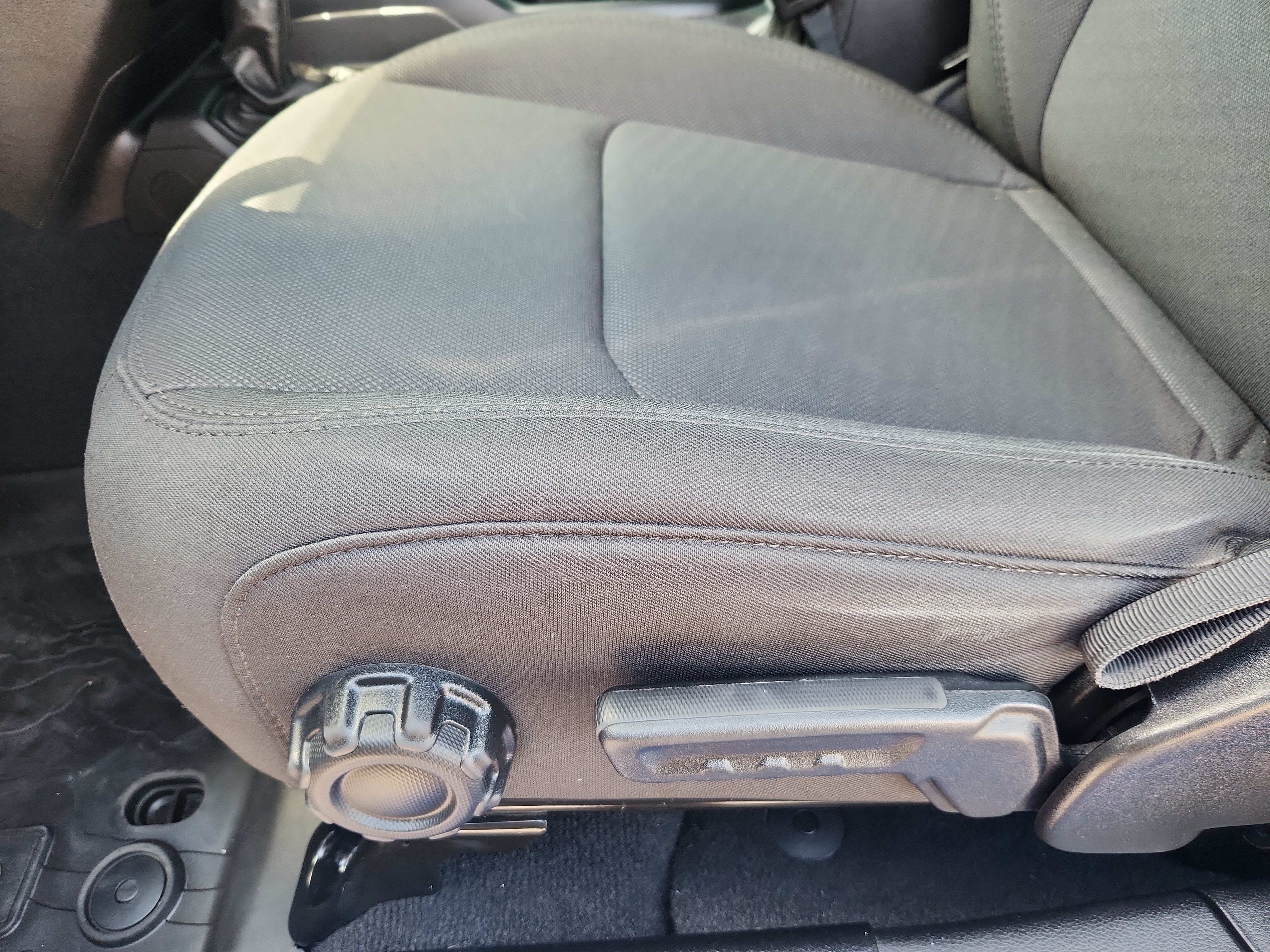 Used 2023 Jeep Wrangler Unlimited Sport AWD/4WD image 10