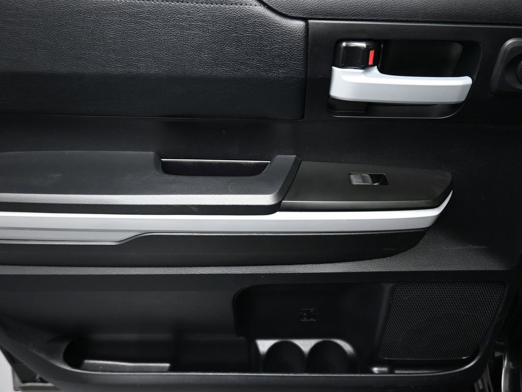 Used 2020 Toyota Tundra SR5 w/ SR5 Upgrade Package image 29