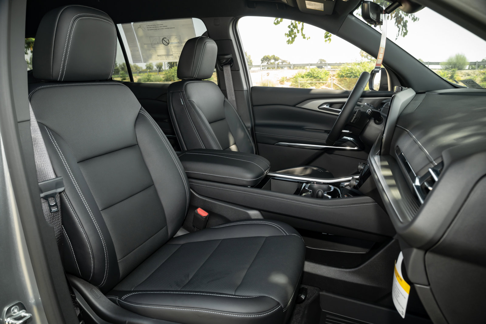 New 2026 Chevrolet Traverse LT w/ Driver Confidence Package image 37