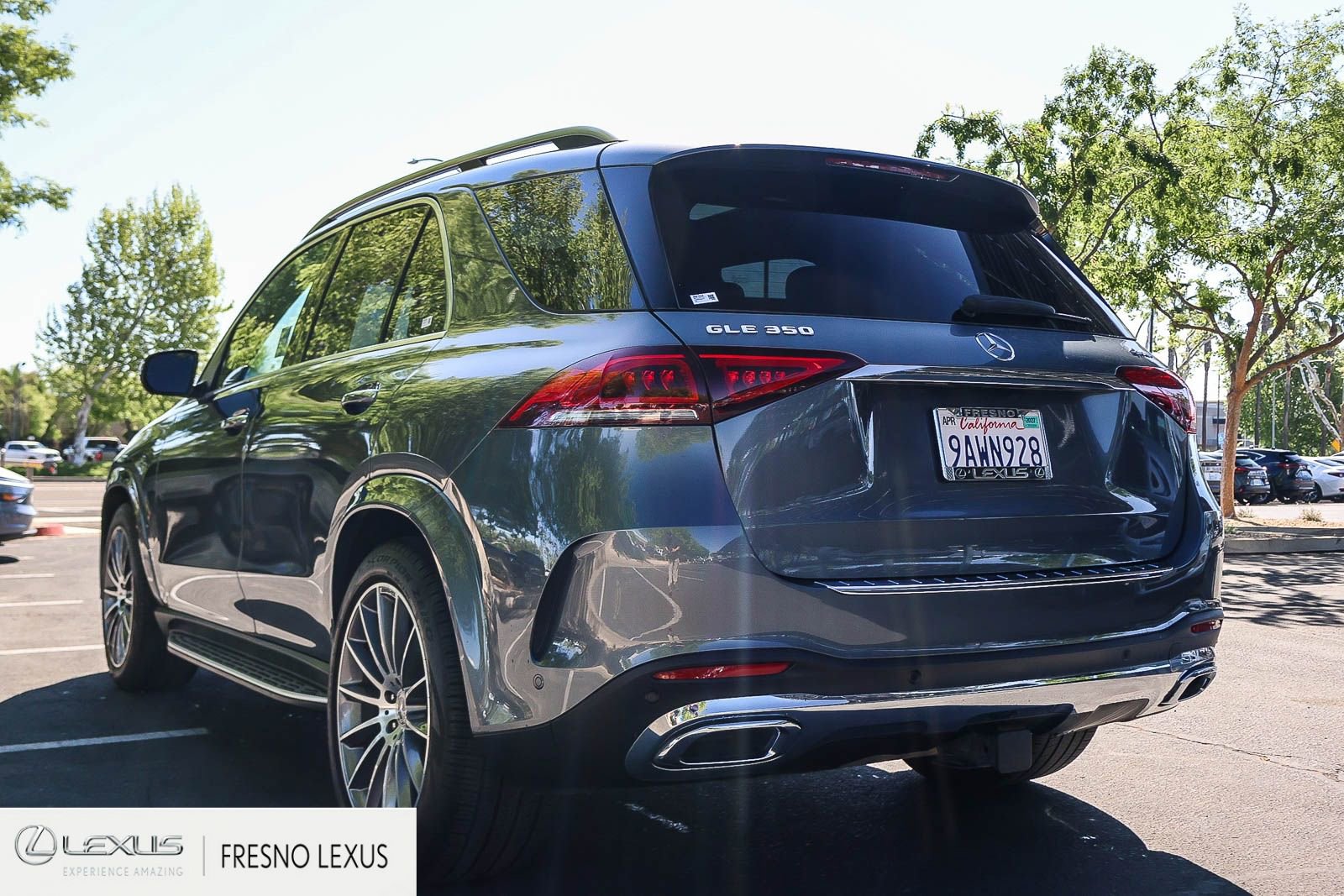 Used 2022 Mercedes-Benz GLE 350 4MATIC image 4