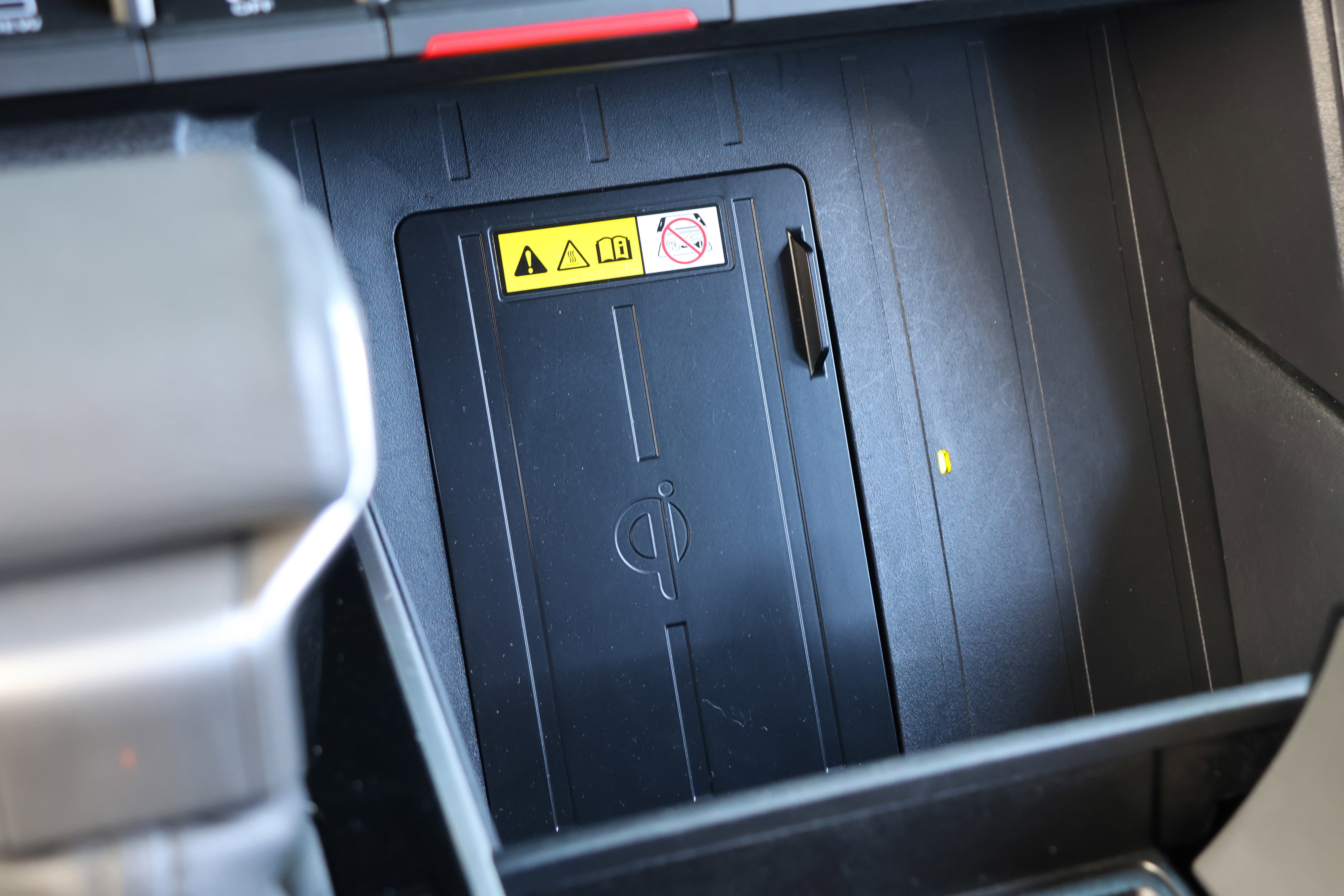 Used 2023 Toyota Tundra Platinum image 29