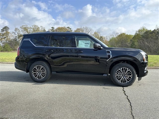 New 2025 Nissan Armada Platinum image 9