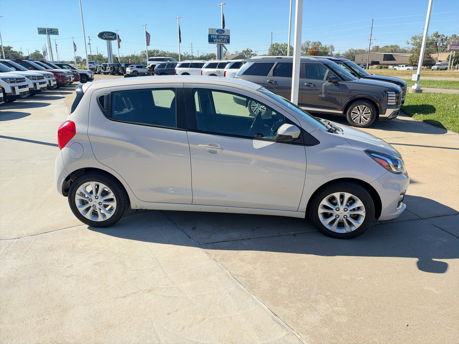 Used 2021 Chevrolet Spark LT FWD image 5