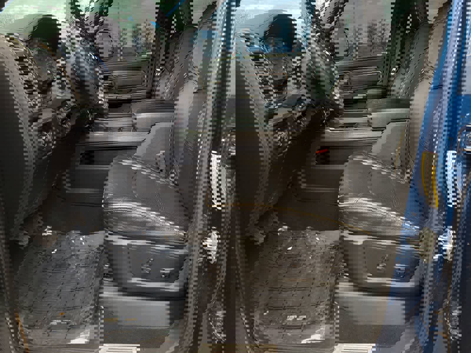 Used 2021 RAM 2500 Limited image 19