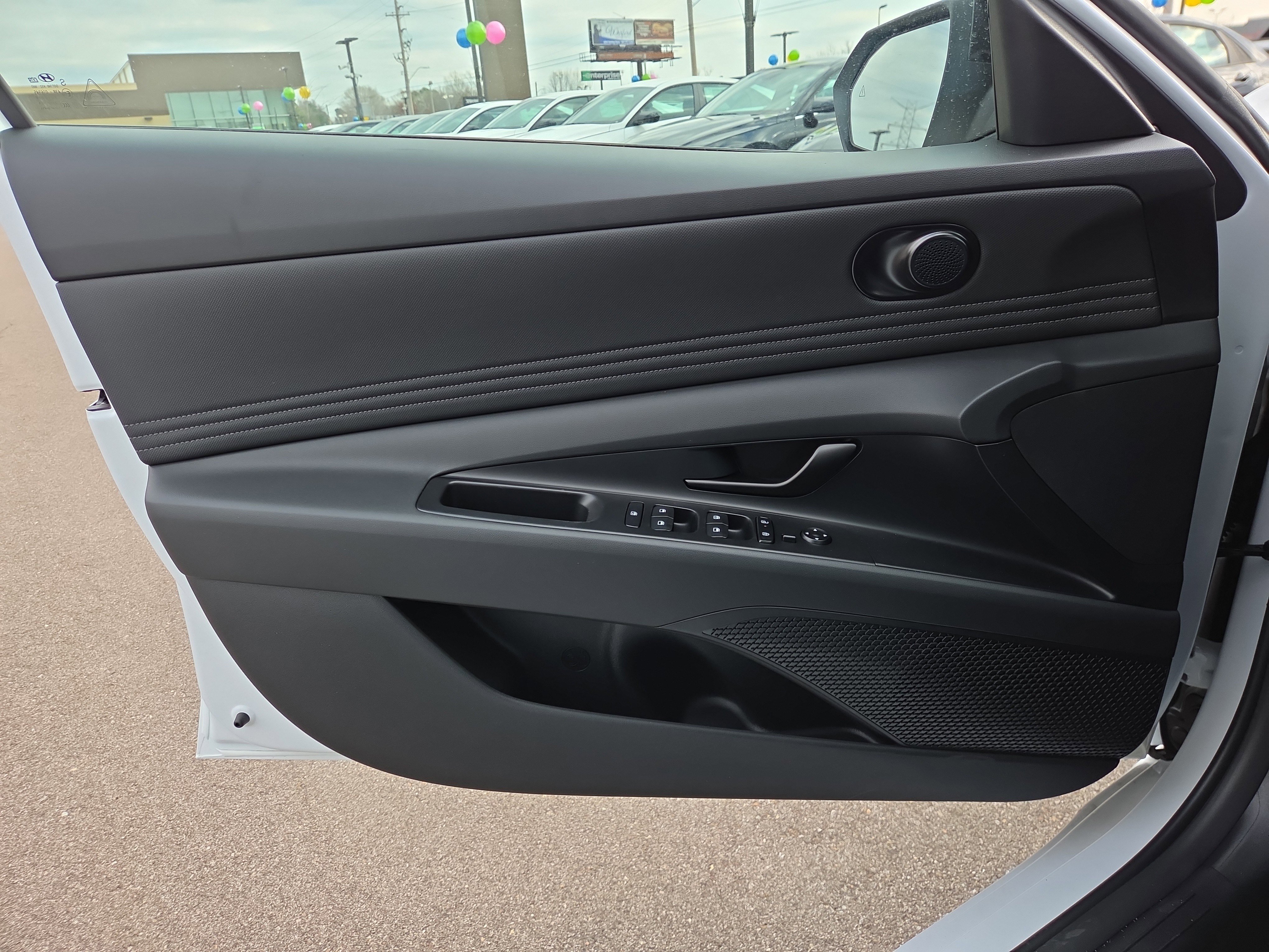 New 2026 Hyundai Elantra Sport image 8