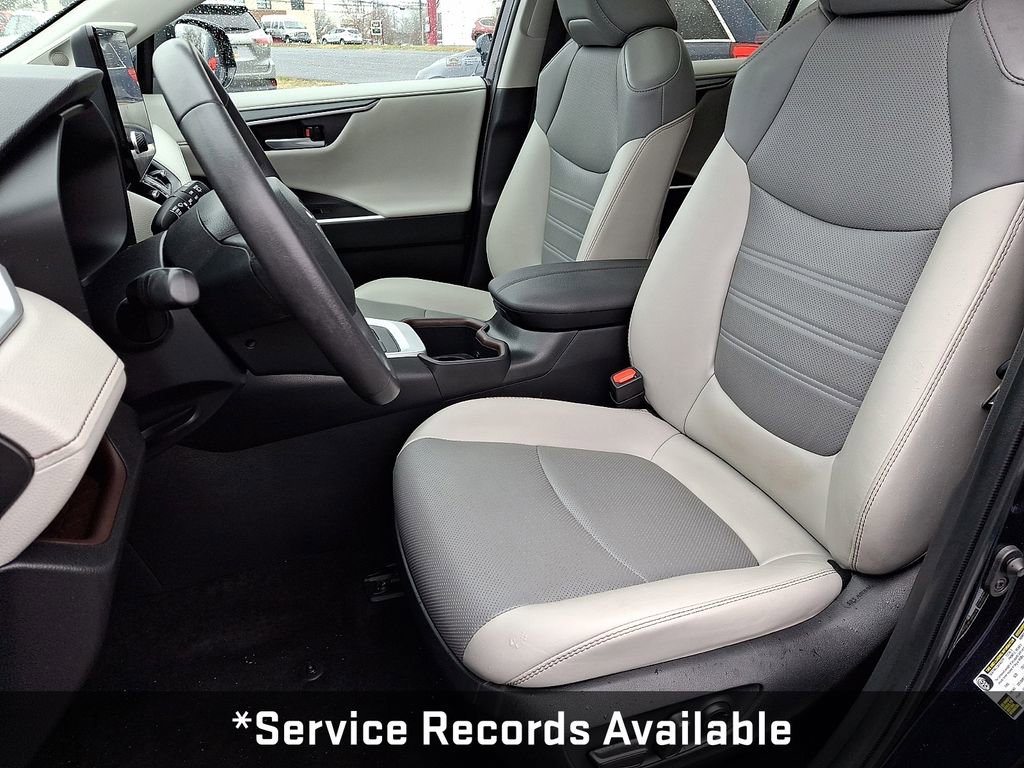 Used 2024 Toyota RAV4 Limited image 14