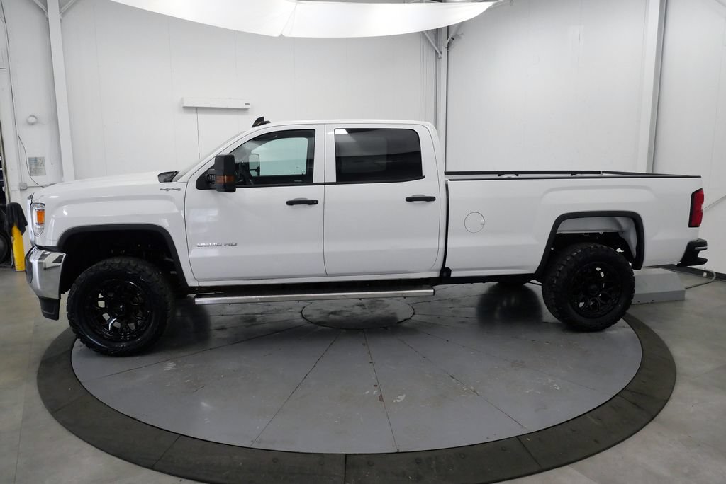 Used 2019 GMC Sierra 3500 4x4 Crew Cab image 4