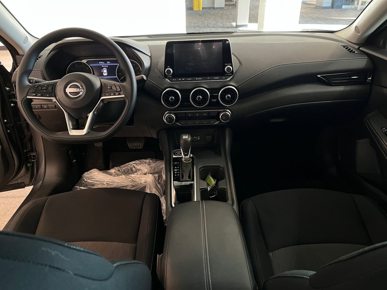 Used 2025 Nissan Sentra SV image 32