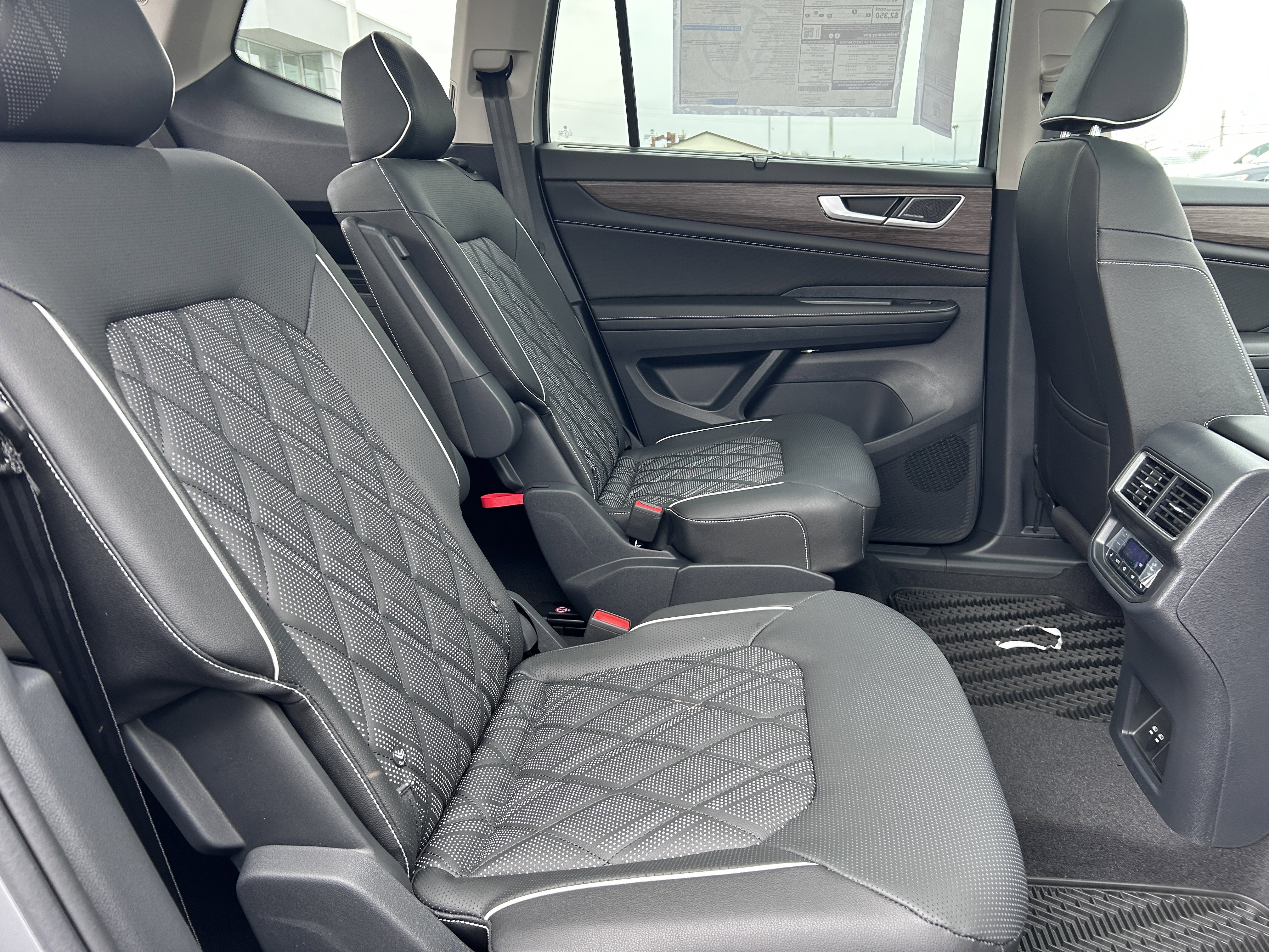 New 2026 Volkswagen Atlas SEL Premium R-Line image 29