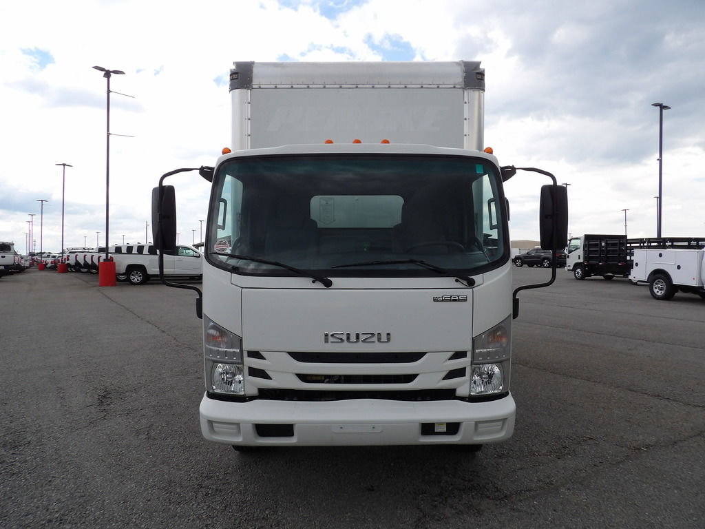 Used 2020 Isuzu NPR RWD image 12