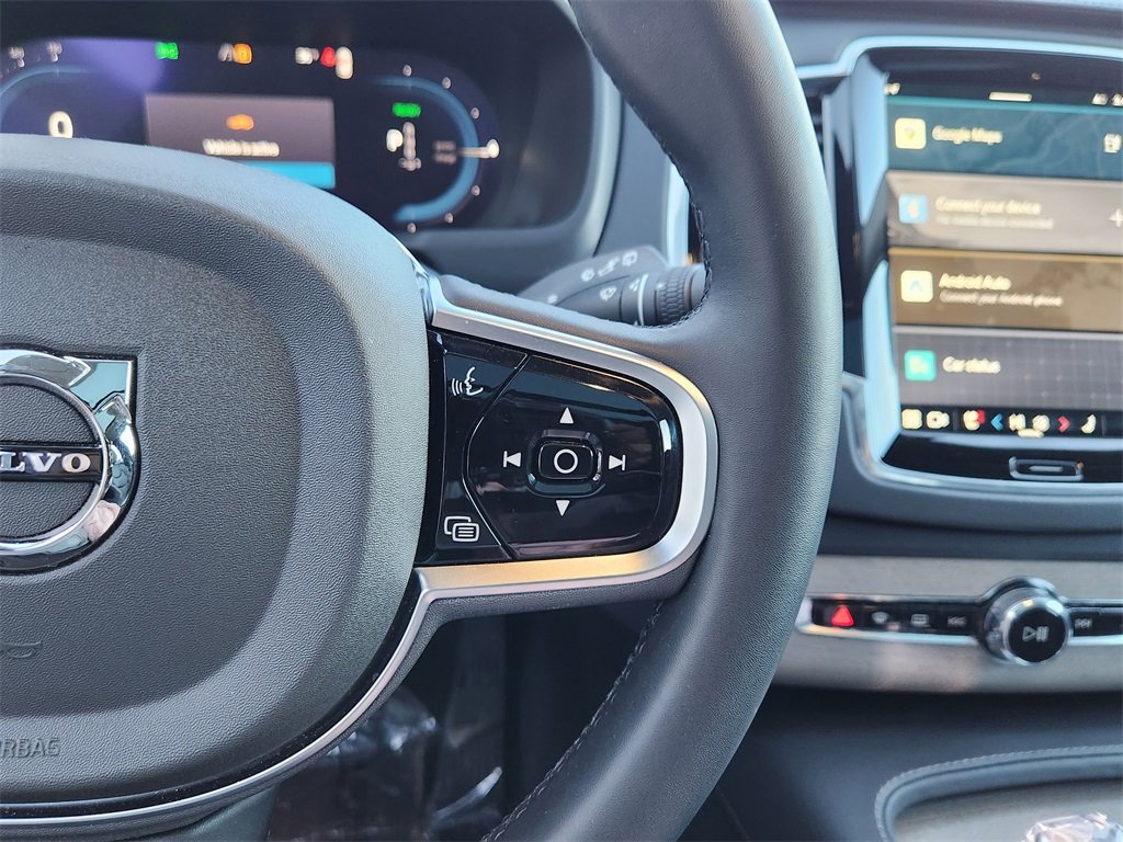 Used 2025 Volvo XC90 T8 Ultra w/ Protection Package Premier image 10