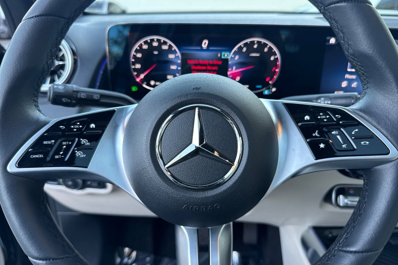 Certified 2025 Mercedes-Benz GLB 250 image 26