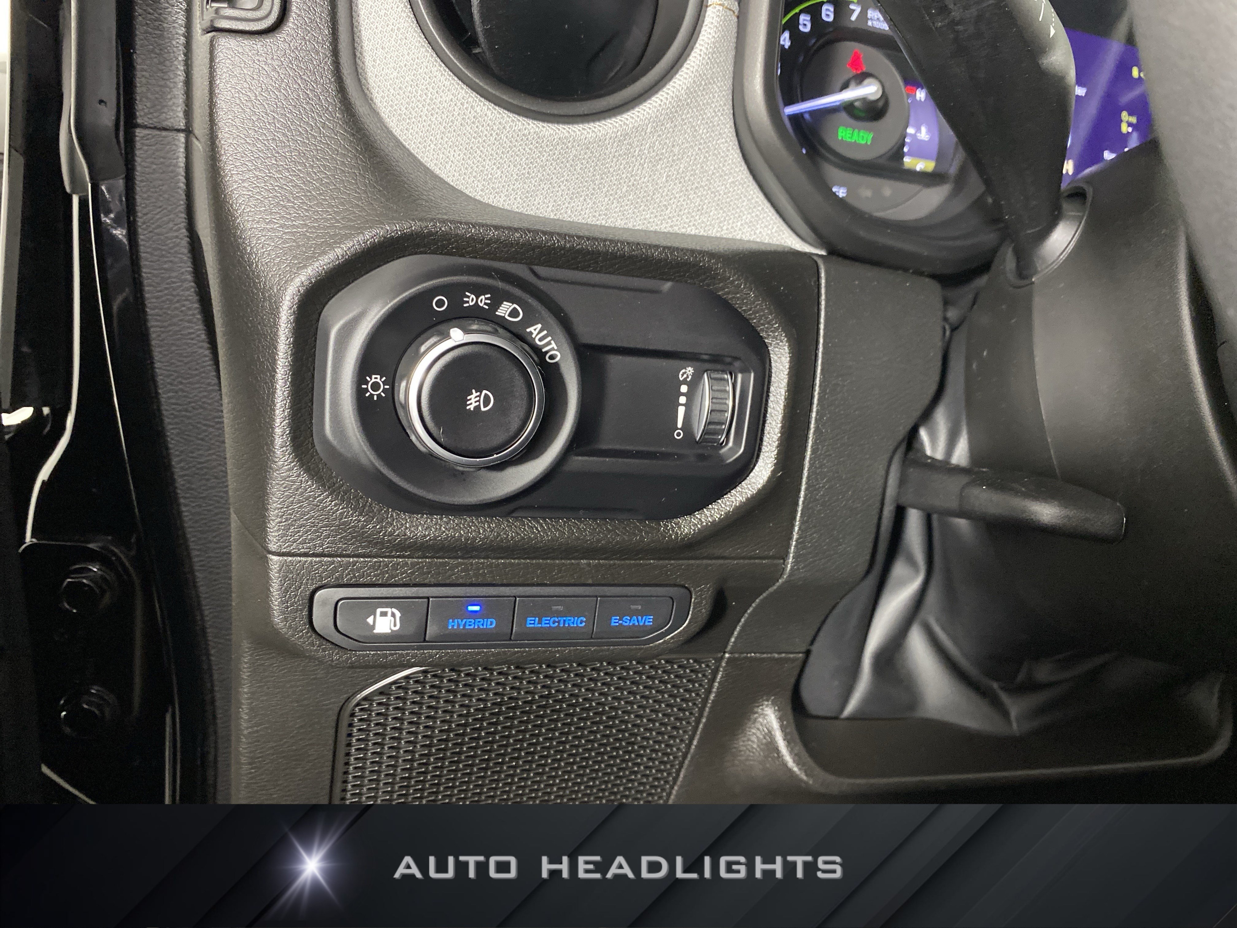 Used 2024 Jeep Wrangler Unlimited w/ Convenience Group AWD/4WD image 25