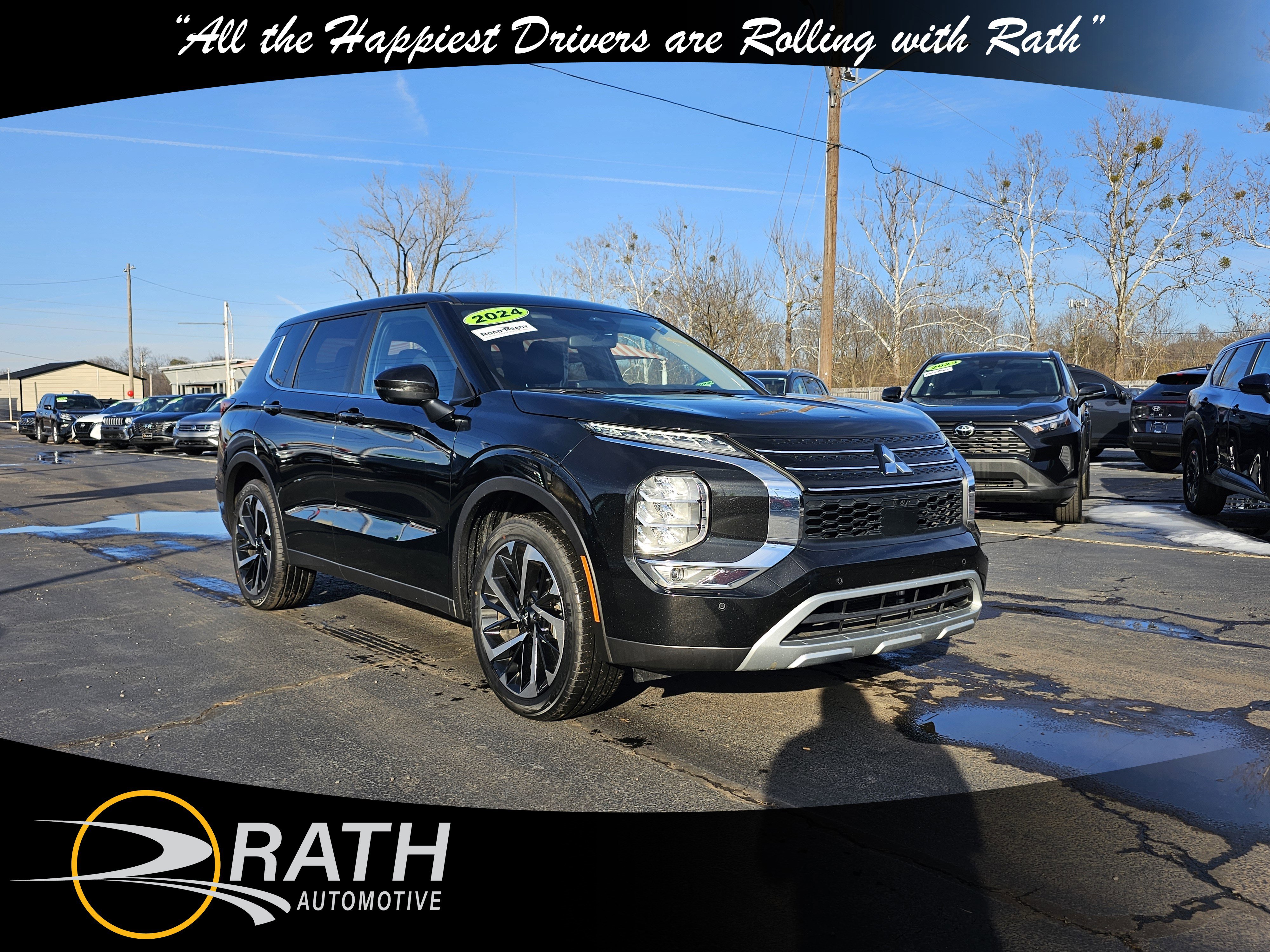 Used 2024 Mitsubishi Outlander SE image 4