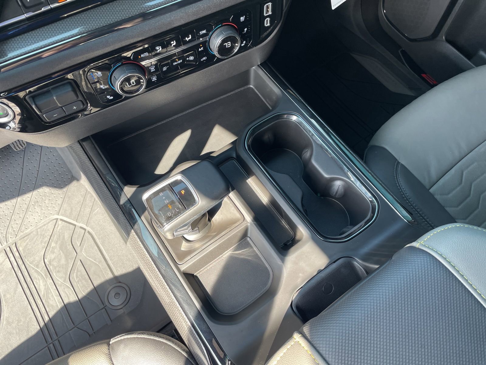 Used 2024 Chevrolet Silverado 1500 ZR2 w/ Dark Appearance Package image 18