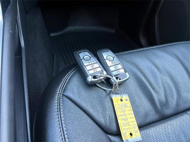 Used 2020 Ford Explorer Limited image 31