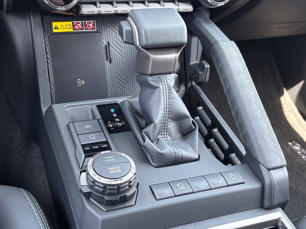 New 2026 Toyota 4Runner Limited AWD/4WD image 24