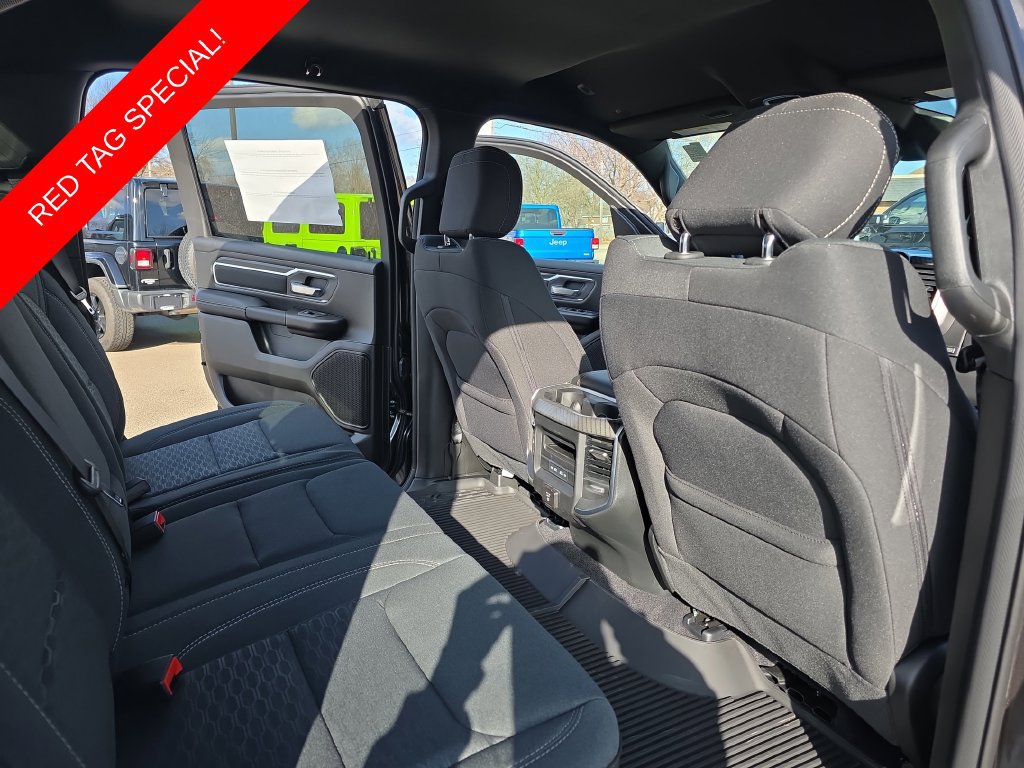 New 2026 RAM 1500 Big Horn AWD/4WD image 11