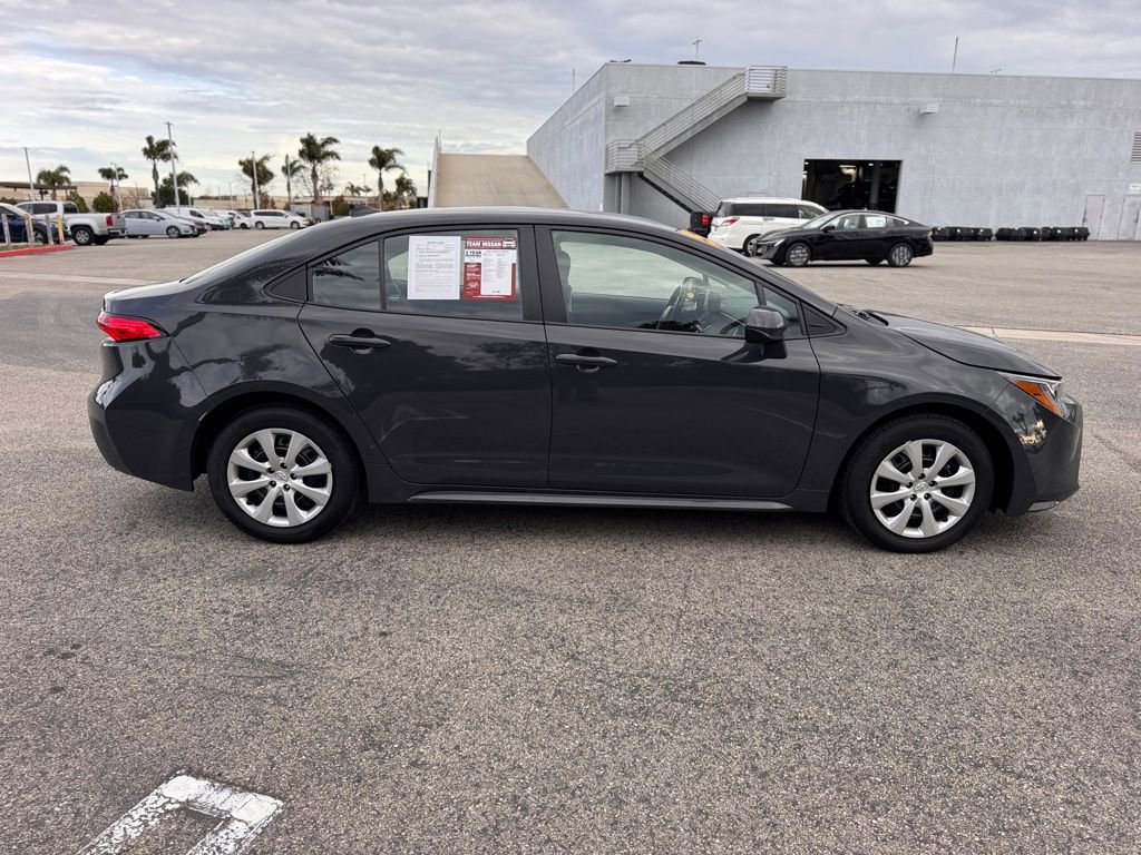 Used 2025 Toyota Corolla LE image 9