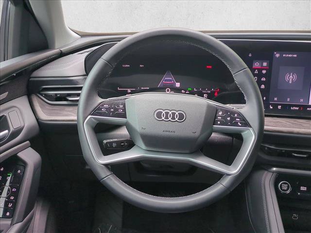 Used 2025 Audi Q5 Premium Plus w/ Premium Plus AWD/4WD image 30