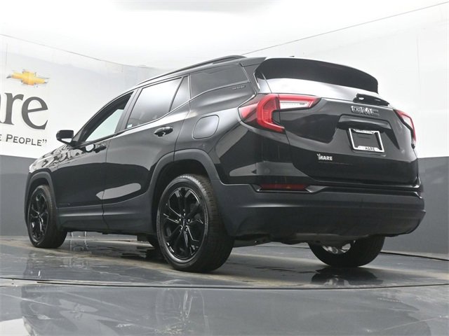 Used 2022 GMC Terrain SLE w/ Driver Convenience Package image 5