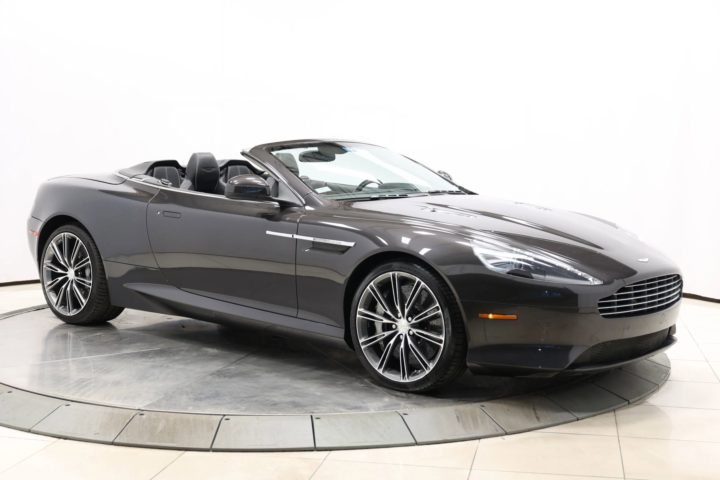 Used 2012 Aston Martin Virage Volante image 80