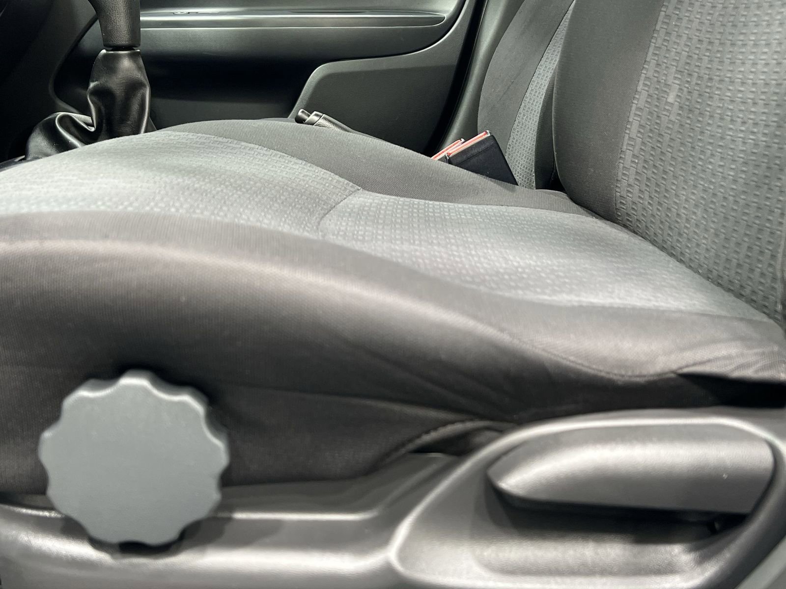 Used 2019 Mitsubishi Mirage ES image 12