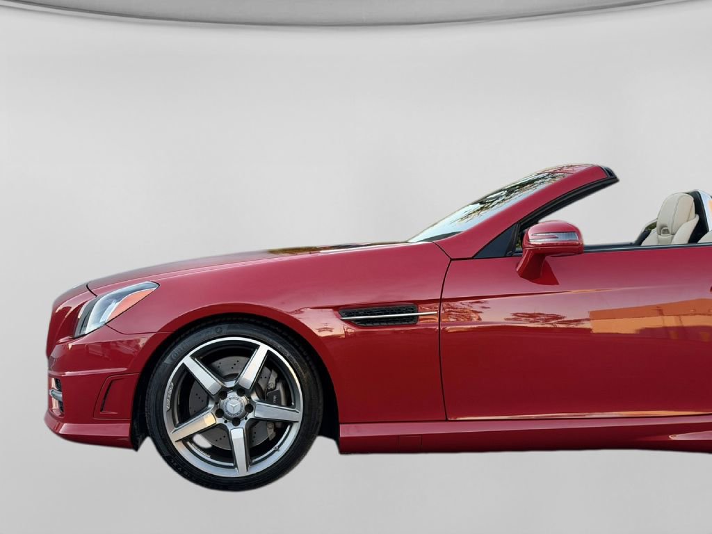 Used 2015 Mercedes-Benz SLK 350 image 22