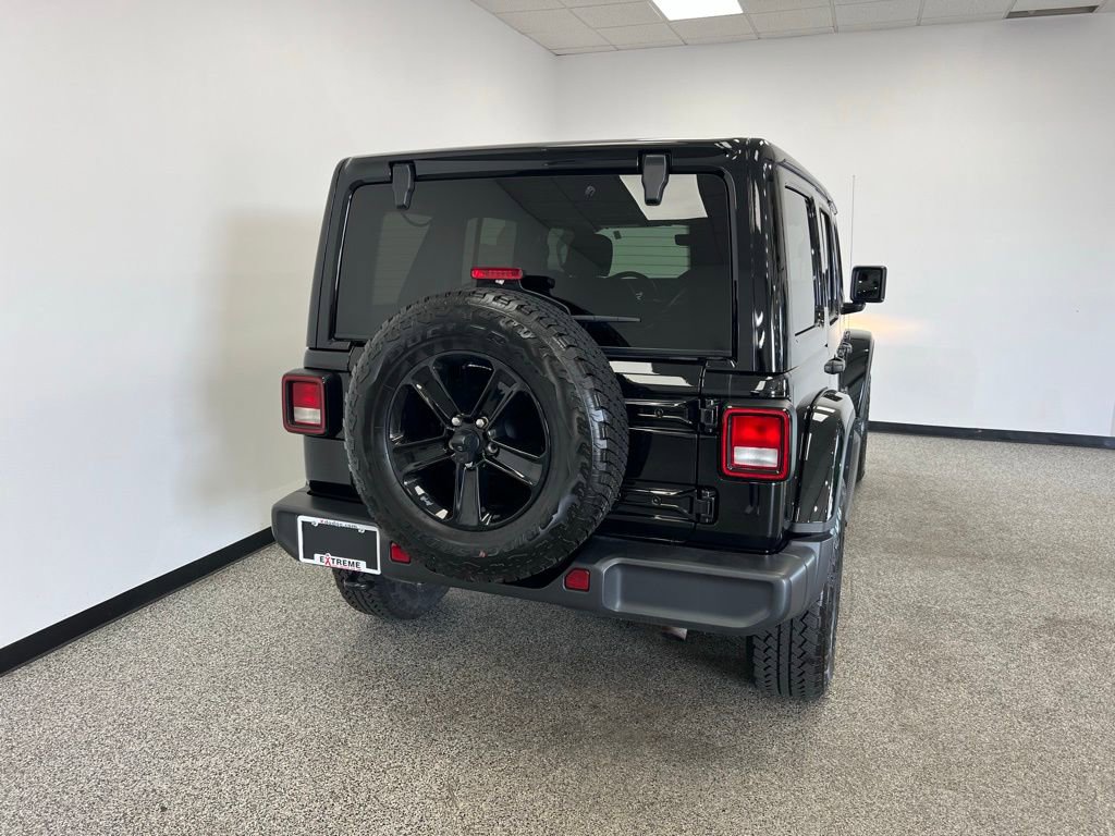 Used 2022 Jeep Wrangler Unlimited Sahara image 6