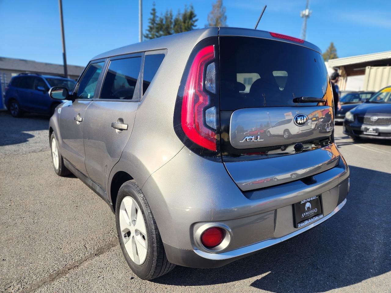 Used 2016 Kia Soul EV FWD image 7