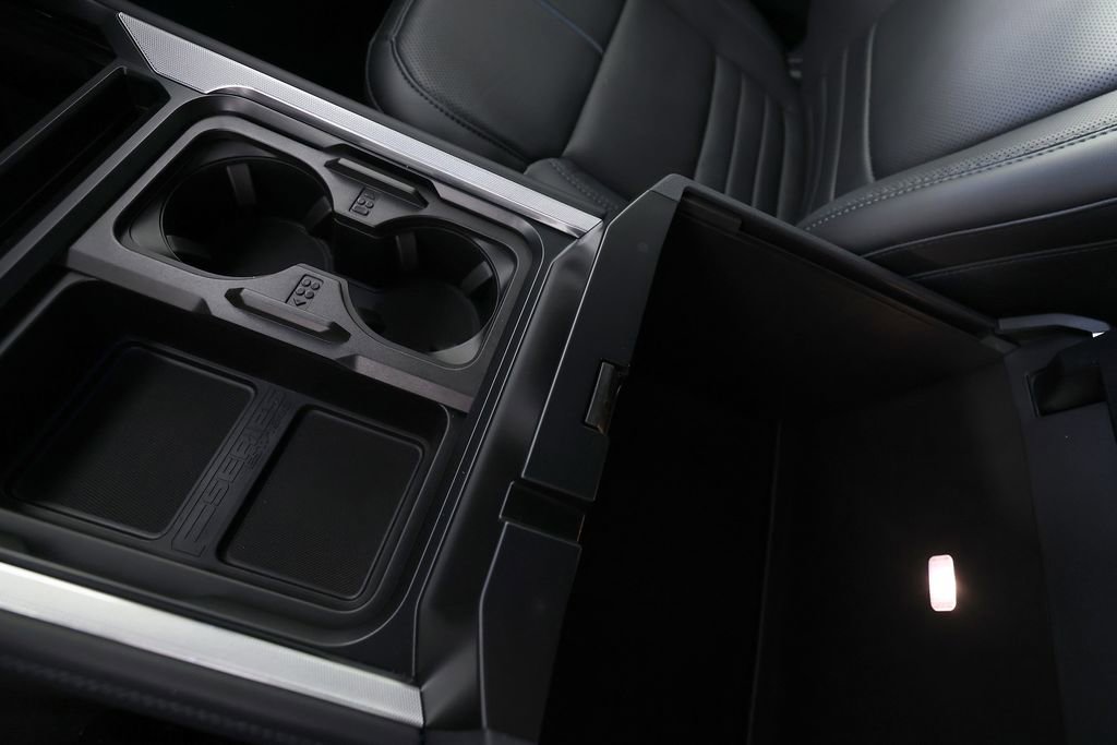 Used 2026 Ford F250 Platinum image 35