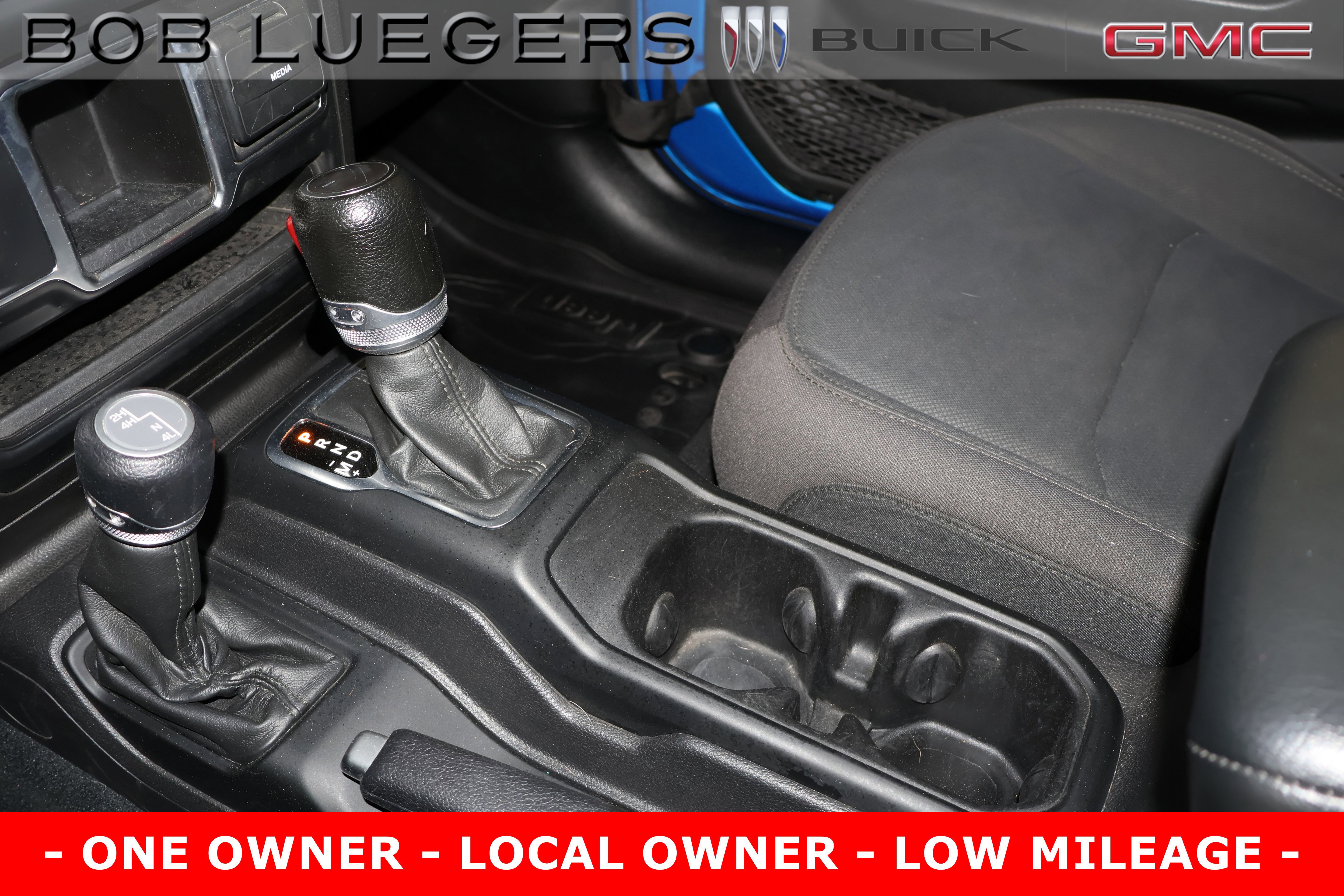 Used 2022 Jeep Wrangler Sport image 15