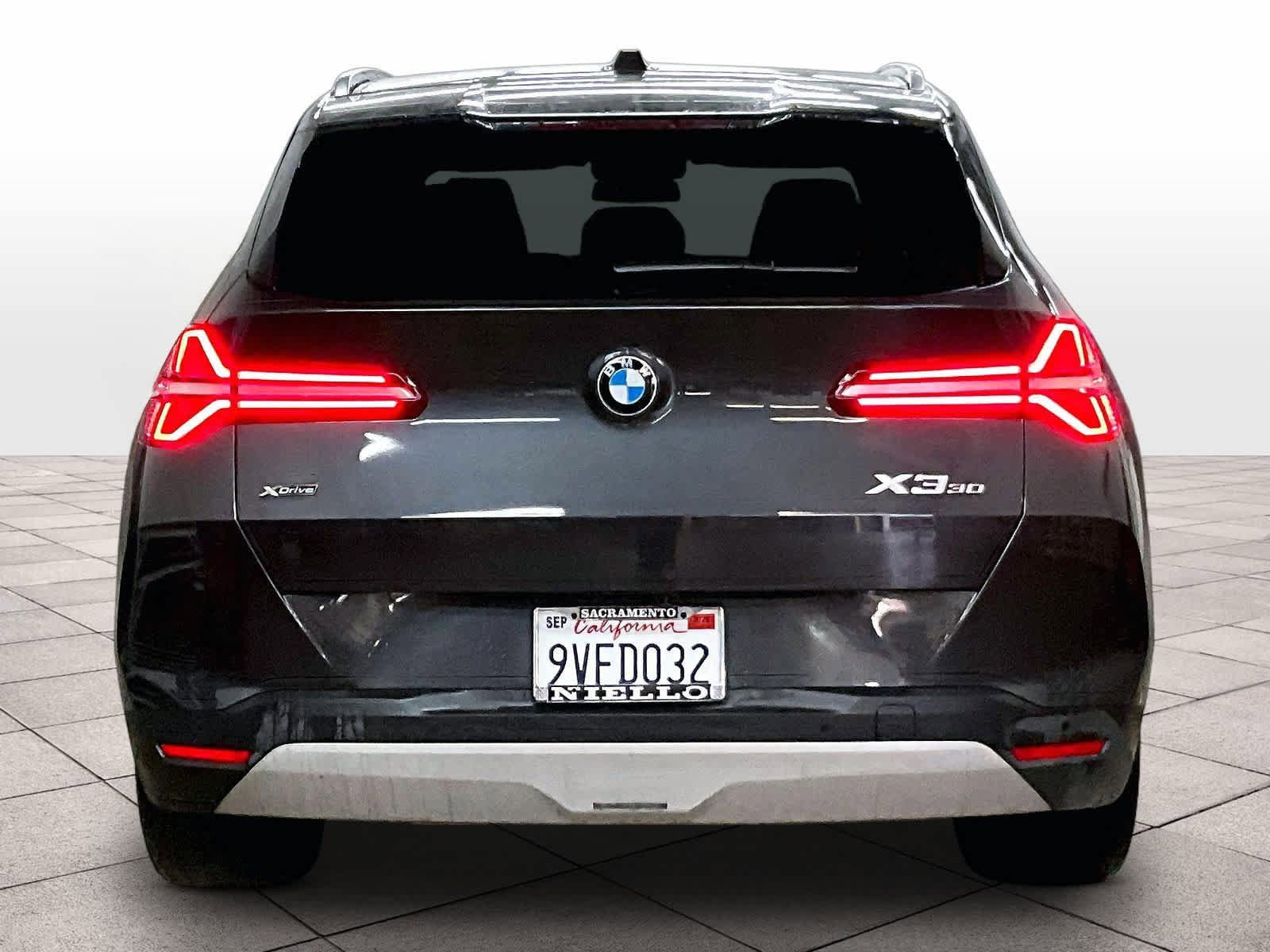 Certified 2025 BMW X3 xDrive30i w/ Convenience Package image 7