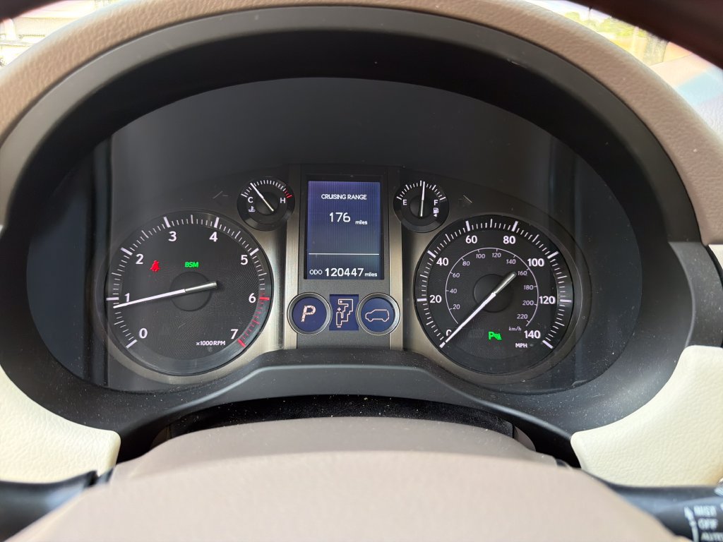 Used 2018 Lexus GX 460 Premium w/ Premium Package AWD/4WD image 4