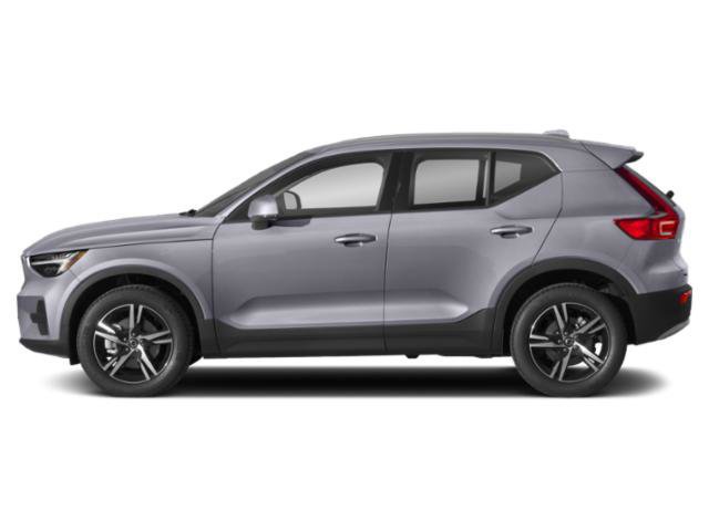 Used 2023 Volvo XC40 B5 Plus w/ Climate Package AWD/4WD image 3