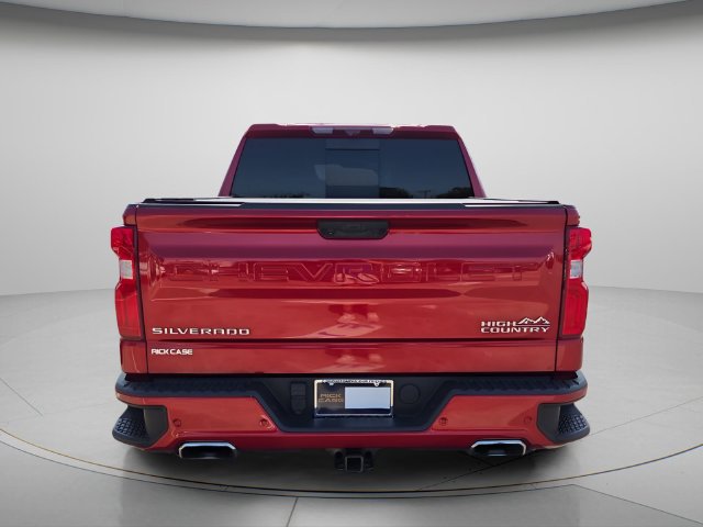 Used 2024 Chevrolet Silverado 1500 High Country w/ Technology Package AWD/4WD image 5
