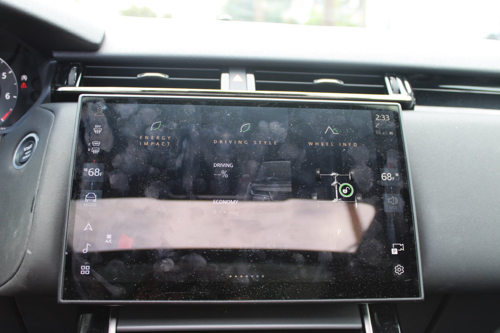Used 2025 Land Rover Range Rover Velar Dynamic SE AWD/4WD image 16
