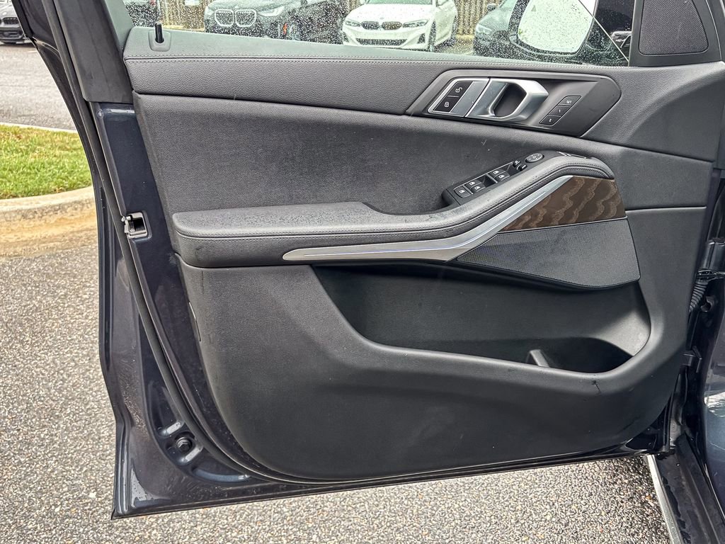 Certified 2022 BMW X5 xDrive40i w/ Premium Package image 14