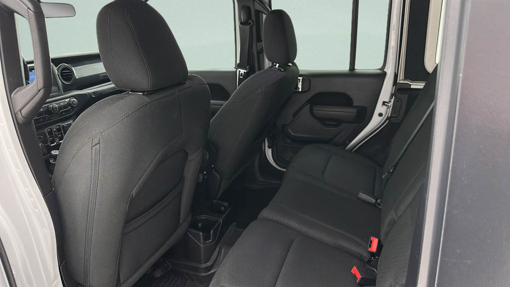 Used 2023 Jeep Wrangler Unlimited Sport AWD/4WD image 9