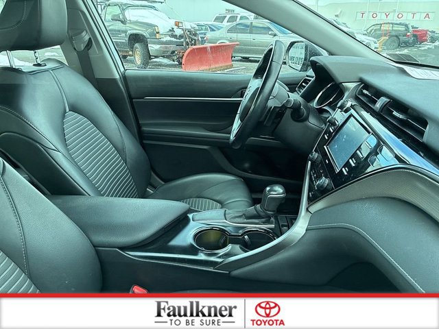 Certified 2020 Toyota Camry SE w/ Convenience Package image 21