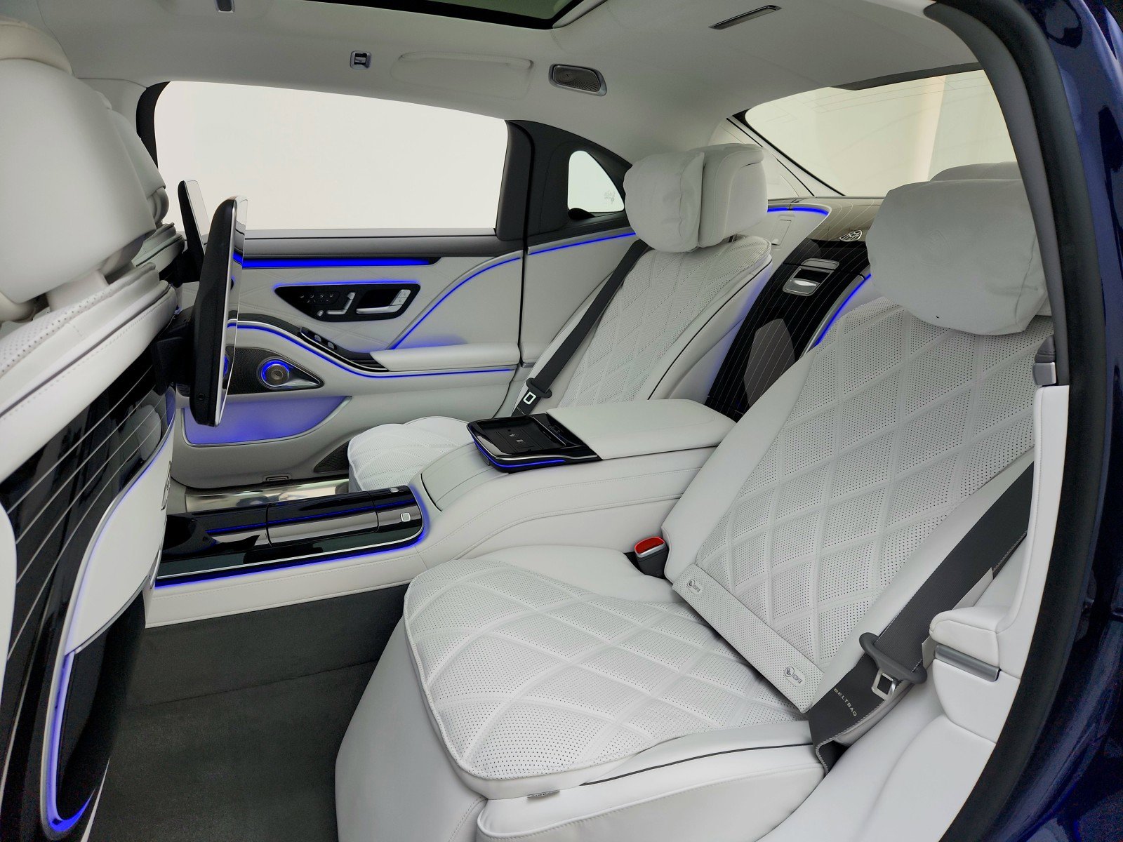 New 2026 Mercedes-Benz Maybach S 580 4MATIC image 17