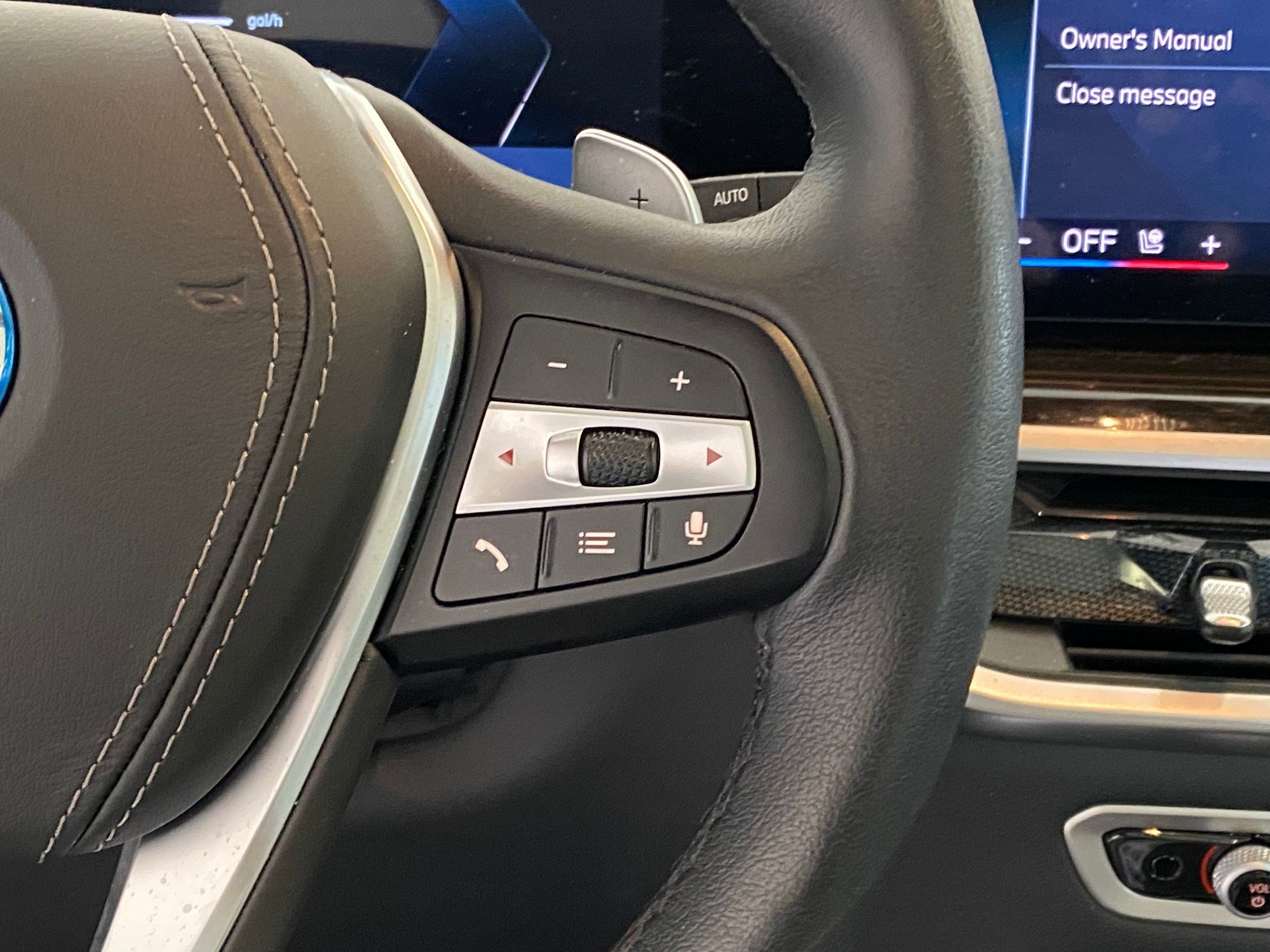 Used 2025 BMW X5 xDrive50e w/ Premium Package image 30