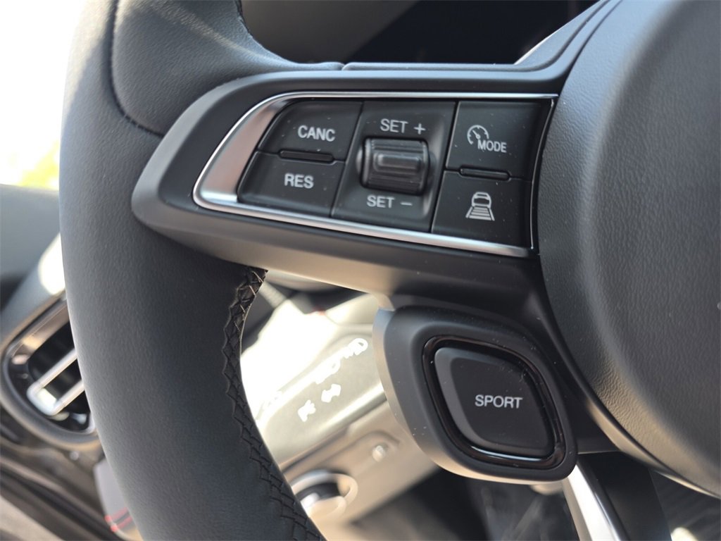 New 2025 Dodge Hornet GT image 17