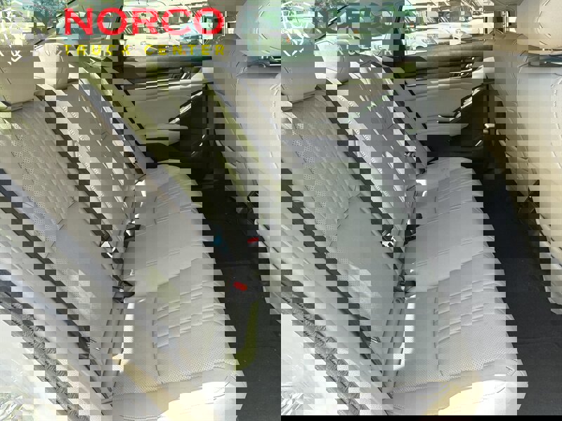 Used 2020 Honda Accord Touring image 15