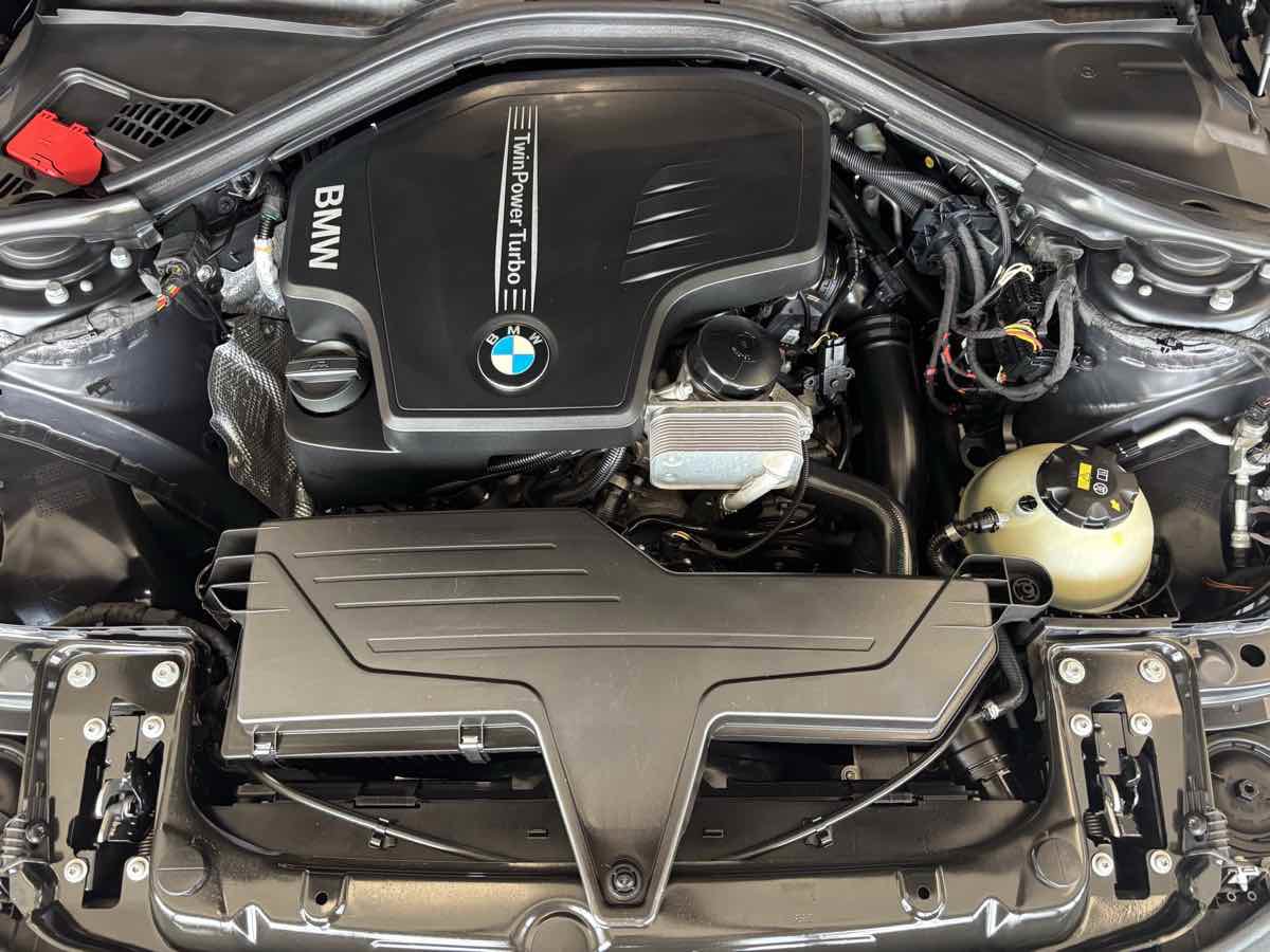 Used 2016 BMW 320i Sedan RWD image 26