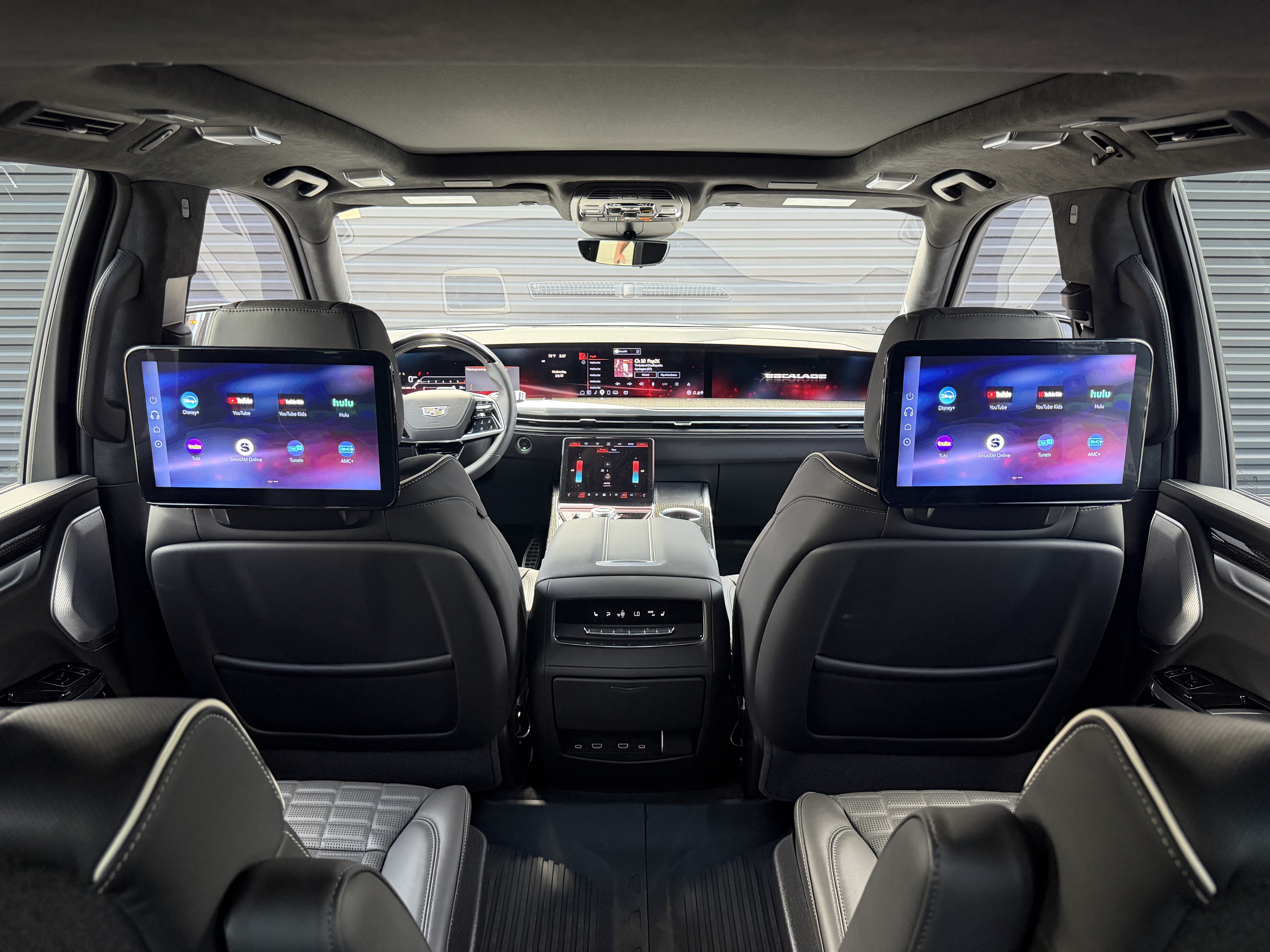 Used 2025 Cadillac Escalade V AWD/4WD image 24