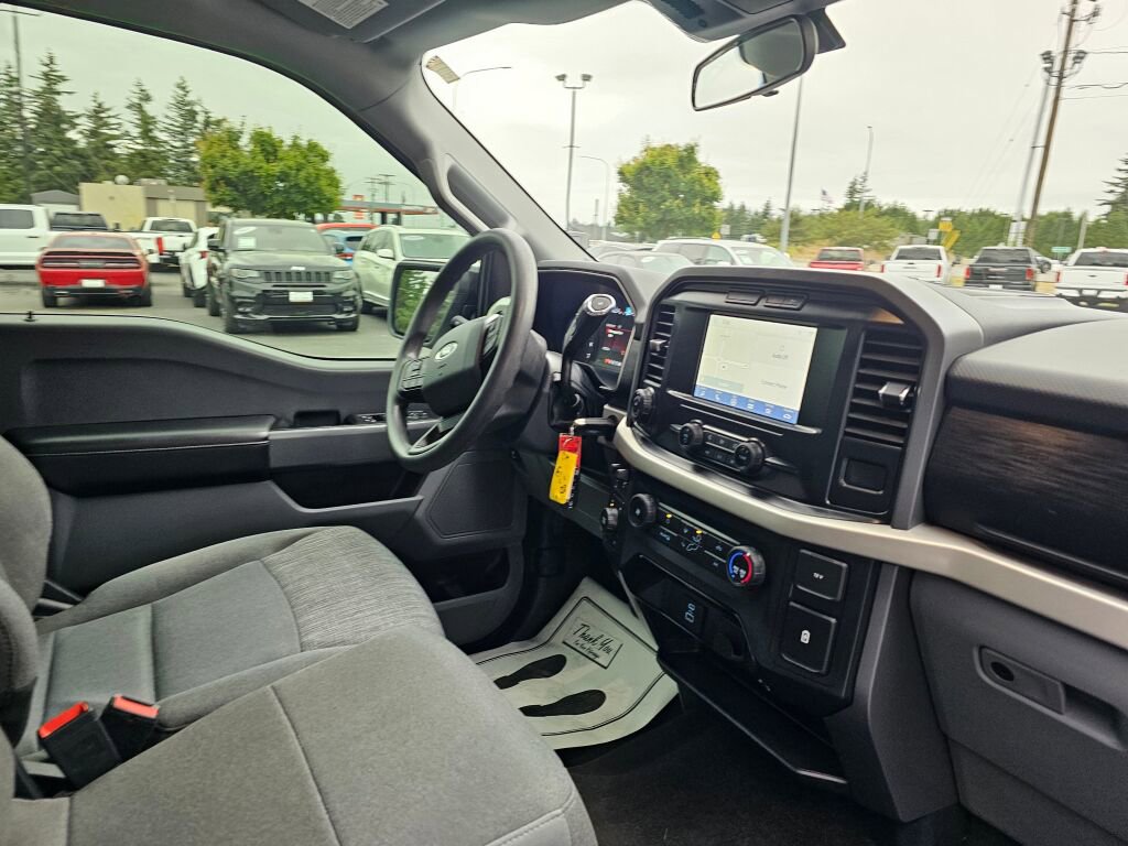 Used 2022 Ford F150 XLT w/ Trailer Tow Package image 11