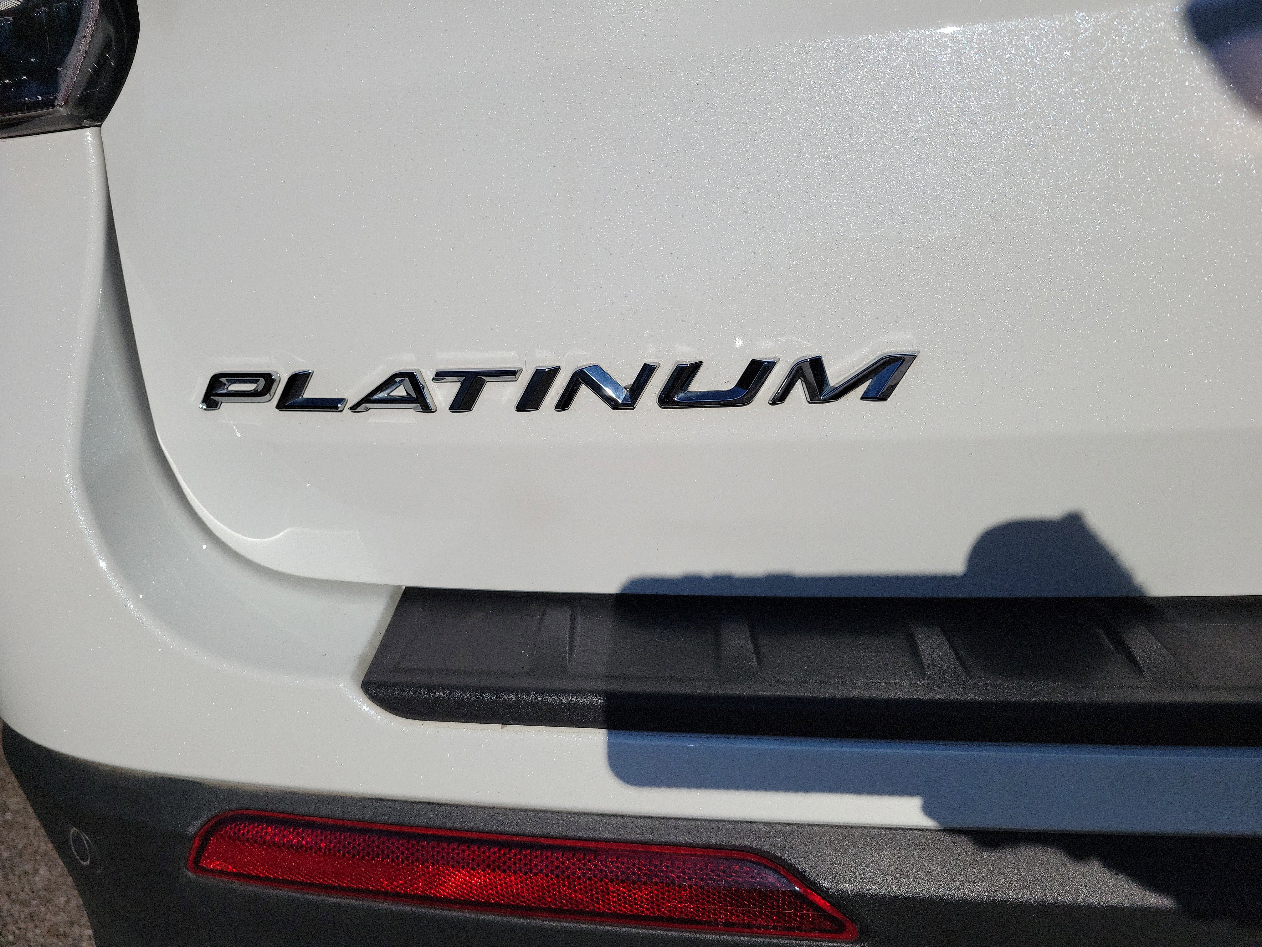 Used 2025 Ford Explorer Platinum w/ Ultimate Package image 30