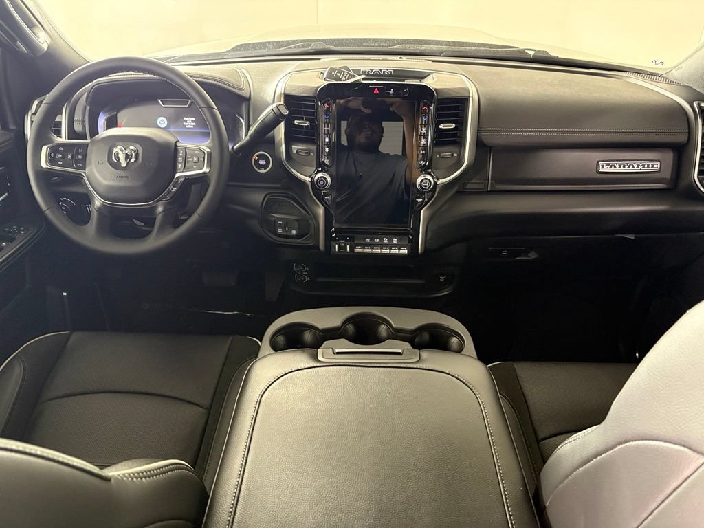 New 2026 RAM 2500 Laramie AWD/4WD image 41