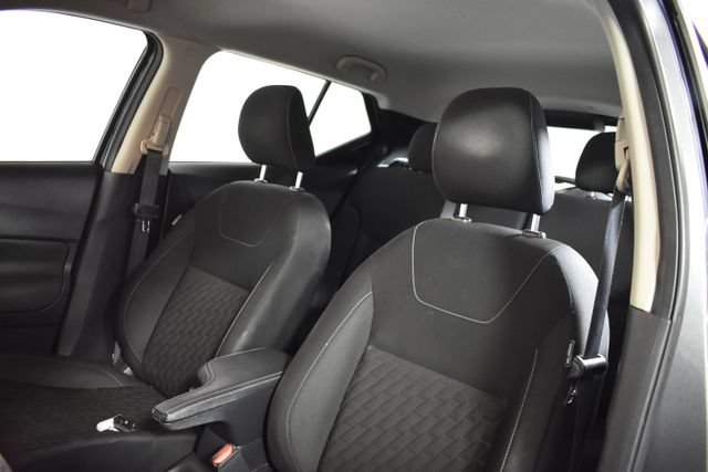 Used 2021 Nissan Kicks S FWD image 10